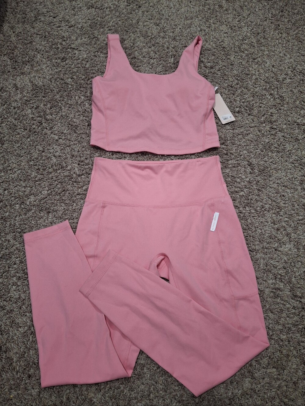 Yogalicious Set Sachet Pink Seamless Crop Tank & Ankle Leggings Set Size Medium